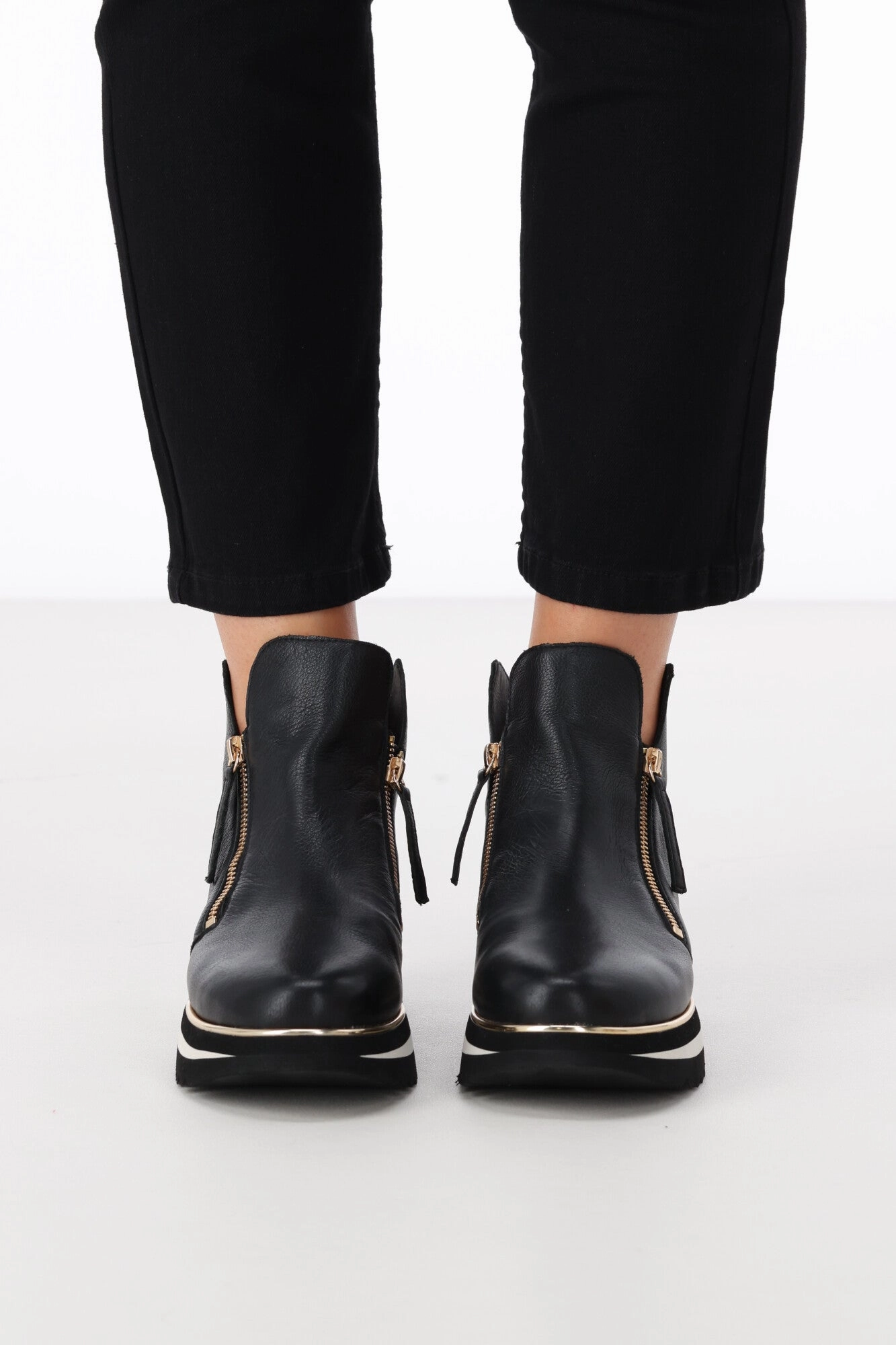 Django & Juliette Evol Black