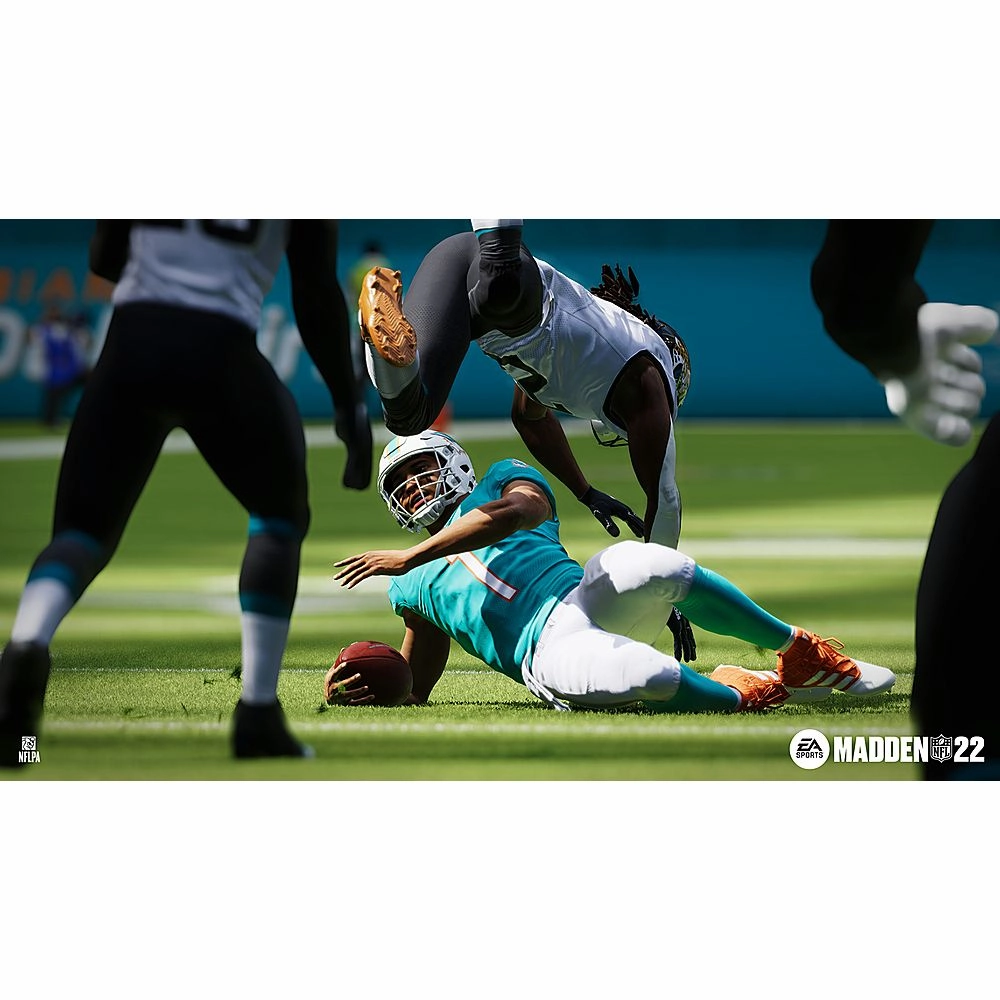 Electronic Arts Madden NFL 22: MVP Edition (XB1)