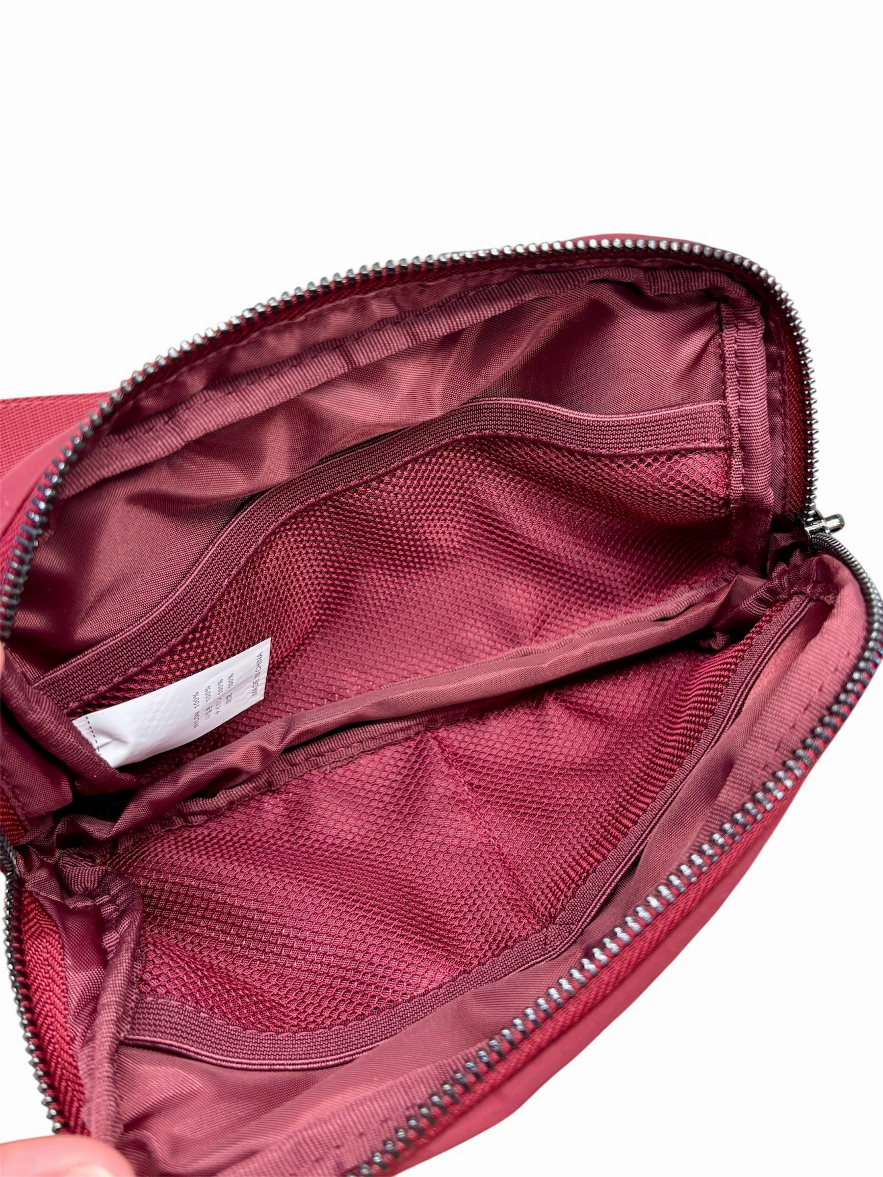 FlowBelt Bag - MAROON