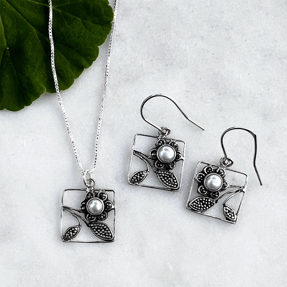 Flower Box Pearl Necklace - Sterling Silver, Indonesia