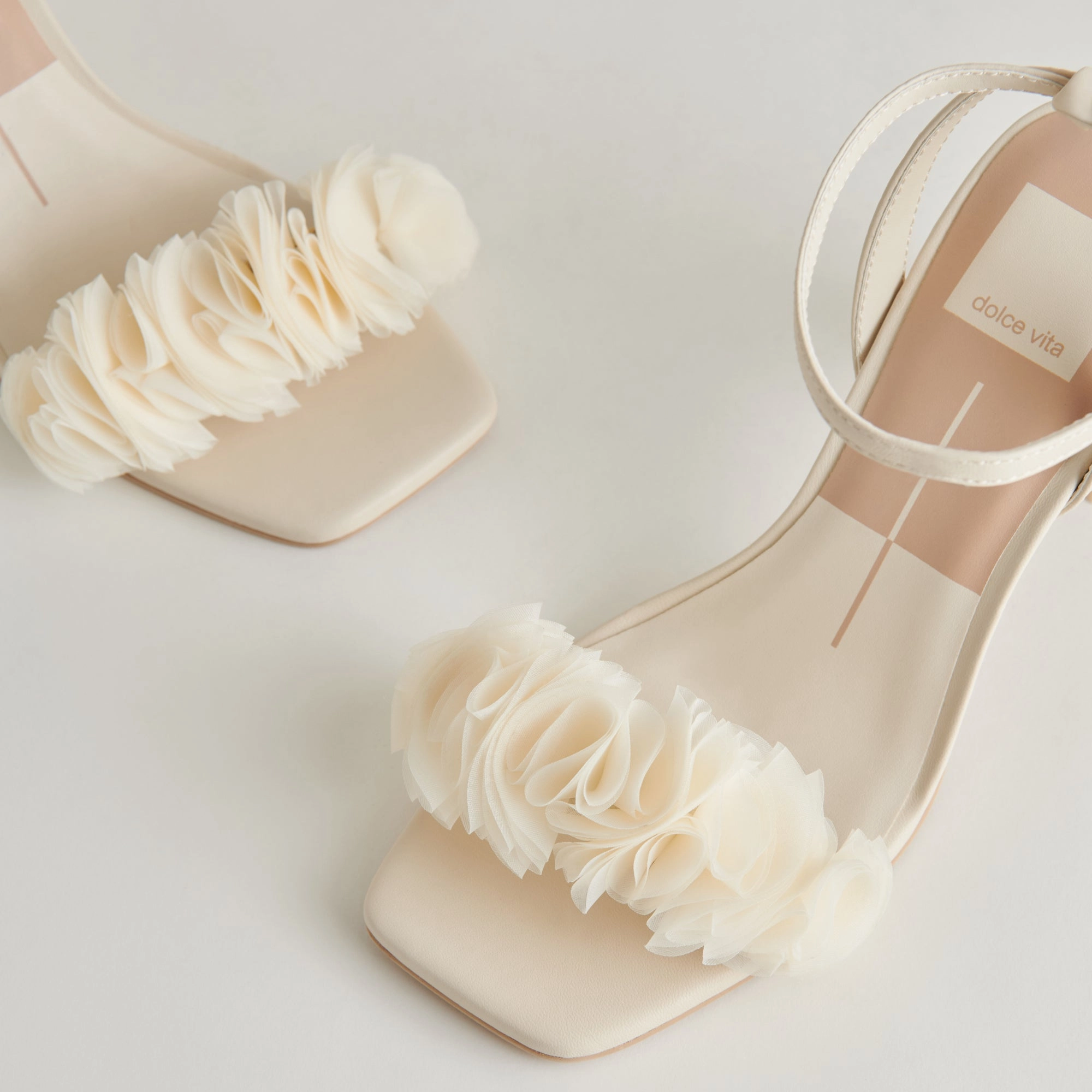 IESHA HEELS IVORY LEATHER - re:vita