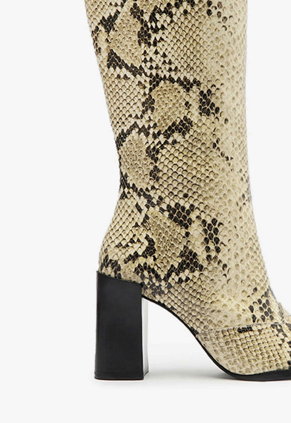 Raffaela Up Boot