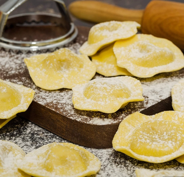 Ravioli Cutters/Stamps package of 2 Round & Square