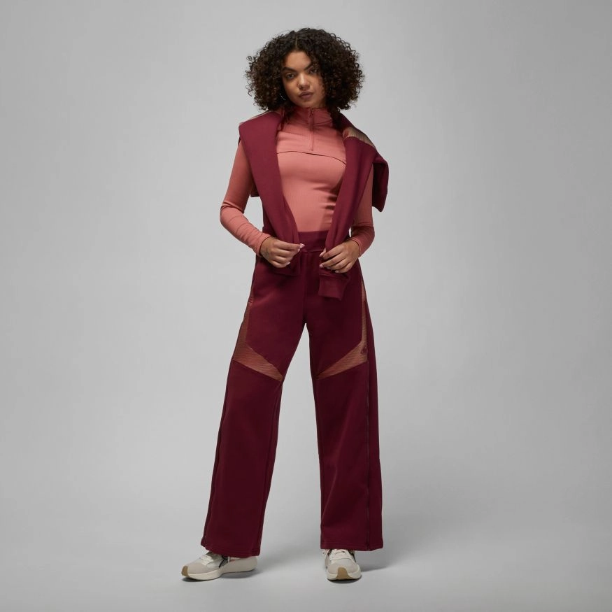 W 23 ENGINEERED FLEECE PANTS CHERRYWOOD RED