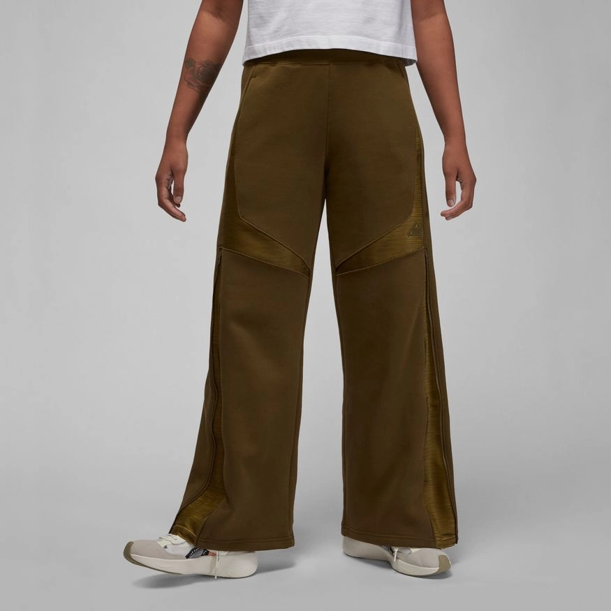 W 23 ENGINEERED FLEECE PANTS LIGHT OLIVE