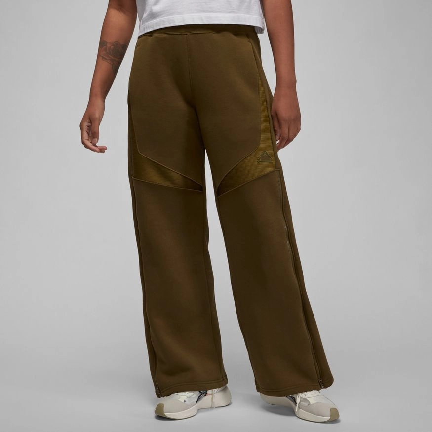 W 23 ENGINEERED FLEECE PANTS LIGHT OLIVE