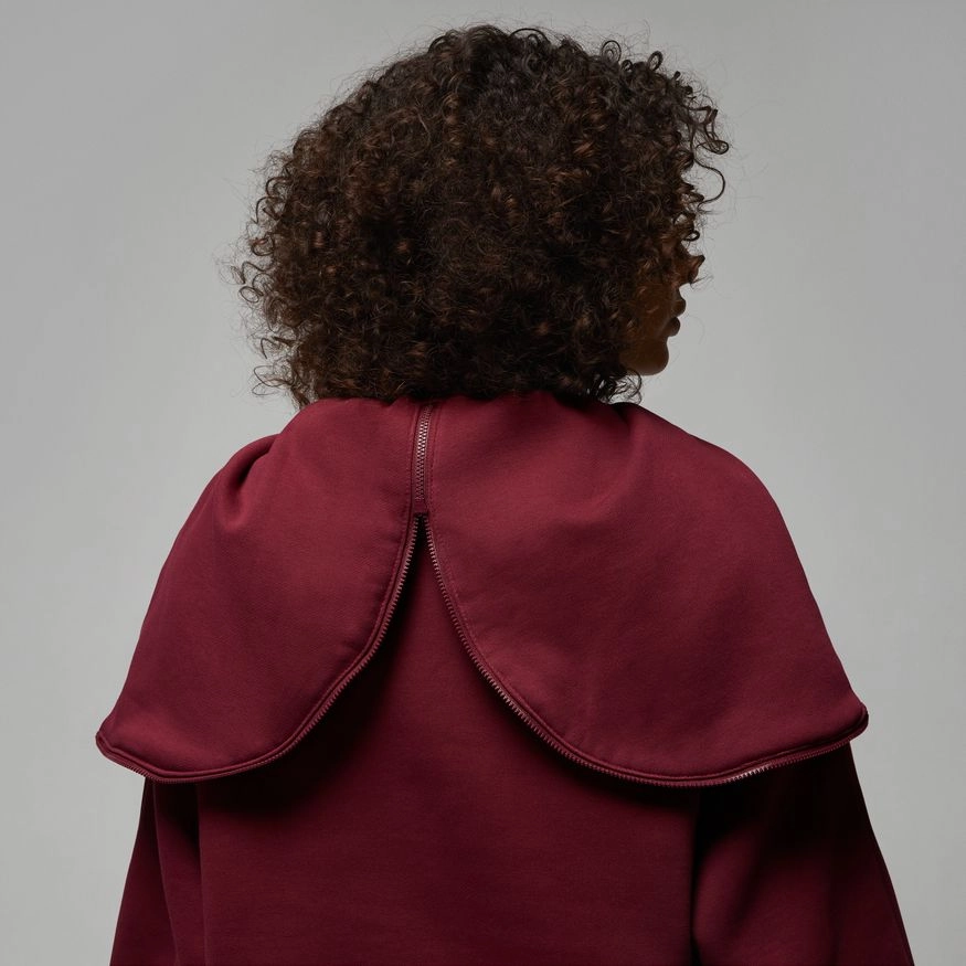 W 23 ENGINEERED PULLOVER HOODIE CHERRYWOOD